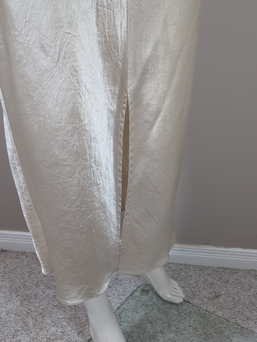 Babaton Caspar Satin Dress Satin V-Neck Slip Dress in Ivory Size M - Picture 5 of 7